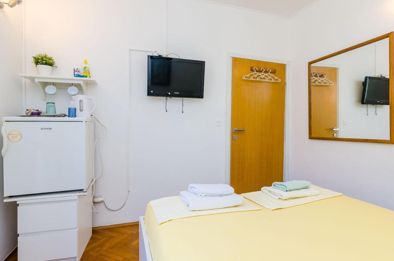 Room Bruna Dubrovnik Buitenkant foto
