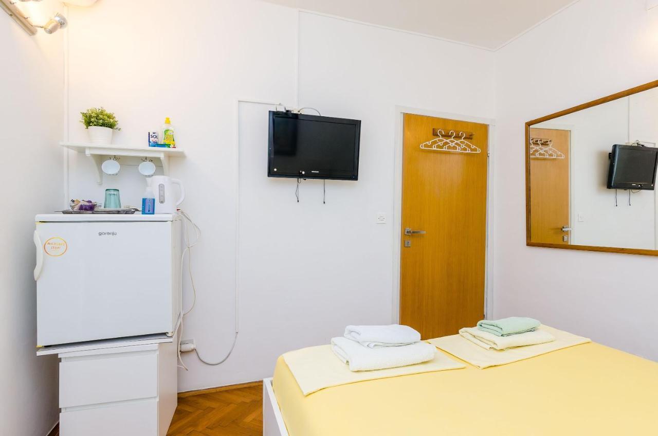 Room Bruna Dubrovnik Buitenkant foto